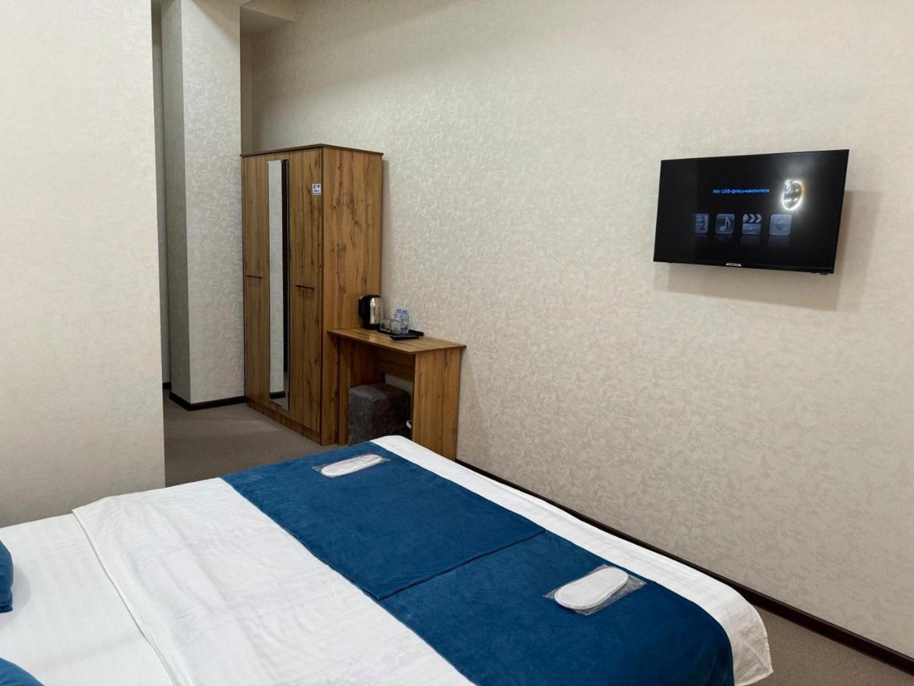 Resident Hotel Tashkent Exterior photo